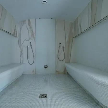 Mht - Alezzi N Pools Apartamento