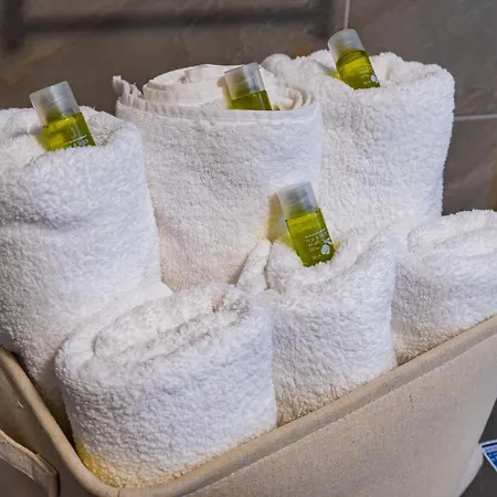 Mht - Alezzi N Pools Năvodari